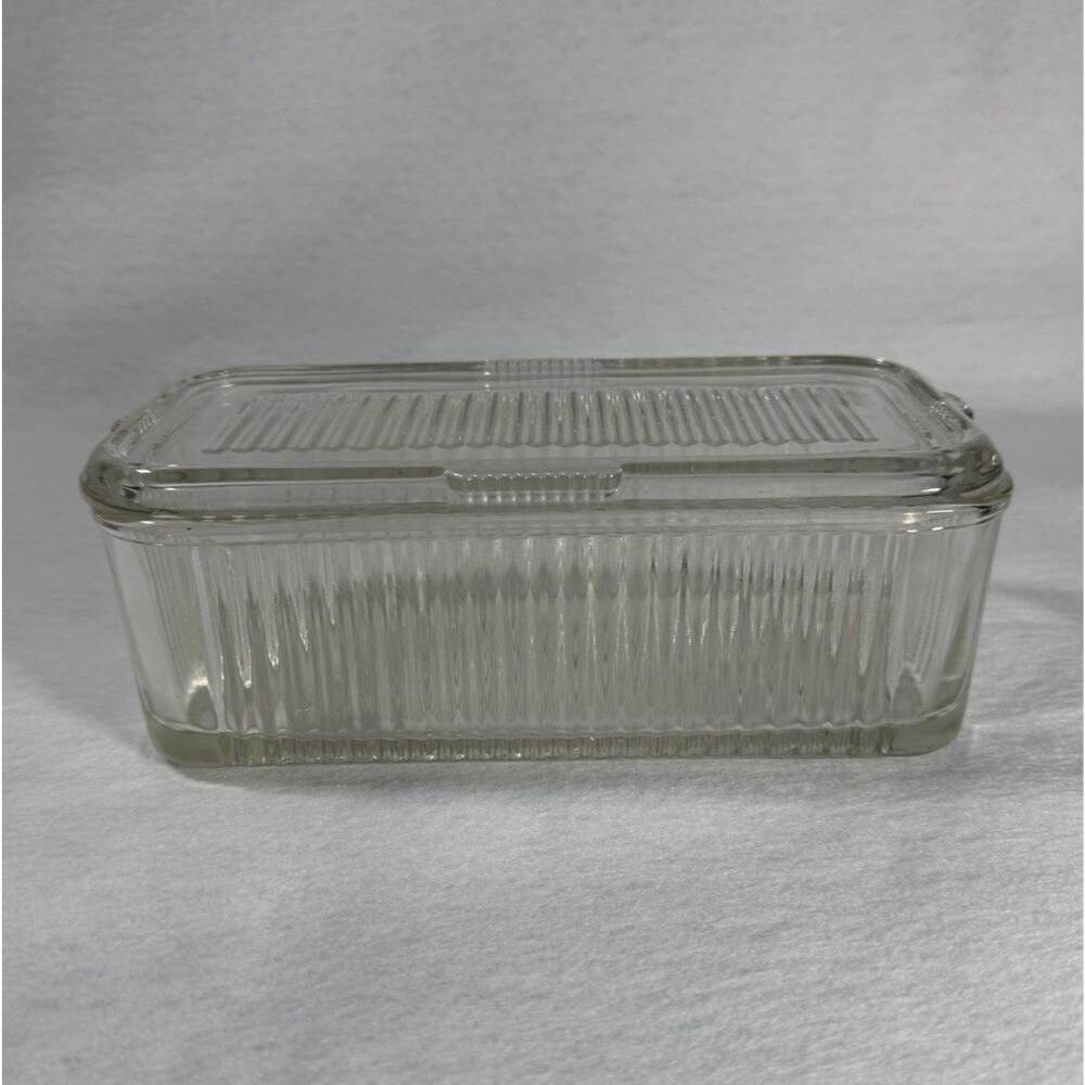 Vintage Anchor Hocking Ribbed Glass Refrigerator Dish With Lid 8.5x4.5